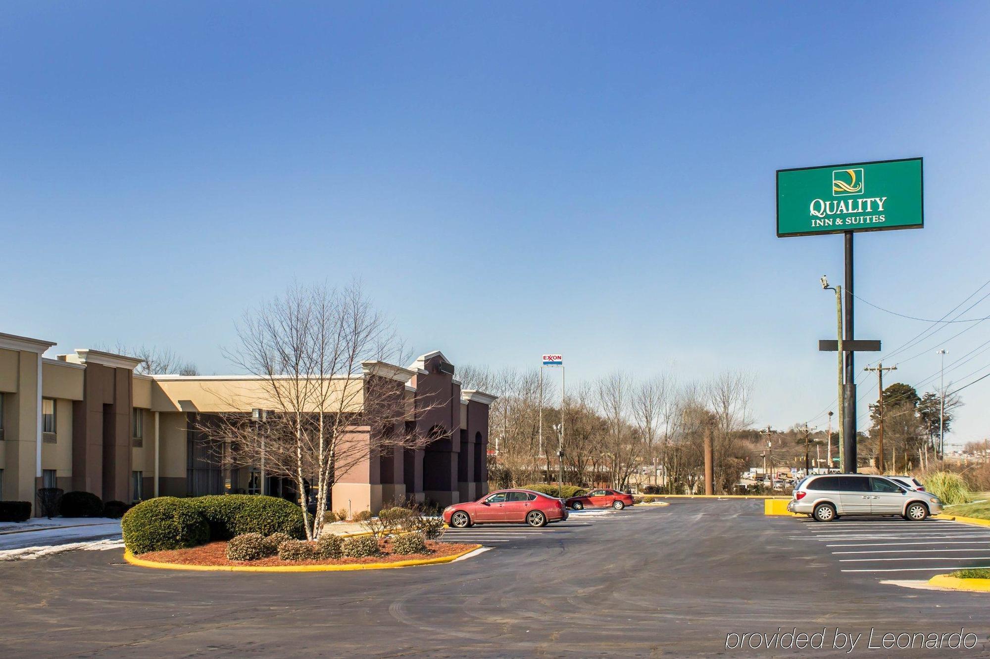 Quality Inn & Suites - Greensboro-High Point Exterior photo